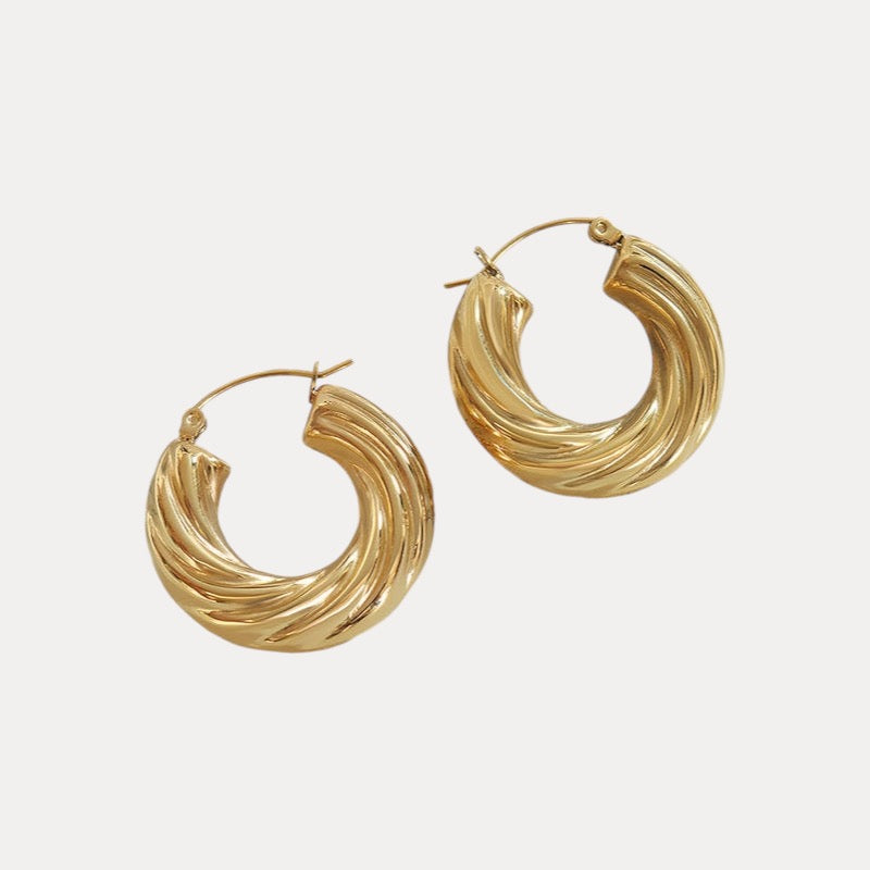 French Twist Hoop in 18K Gold-Plating