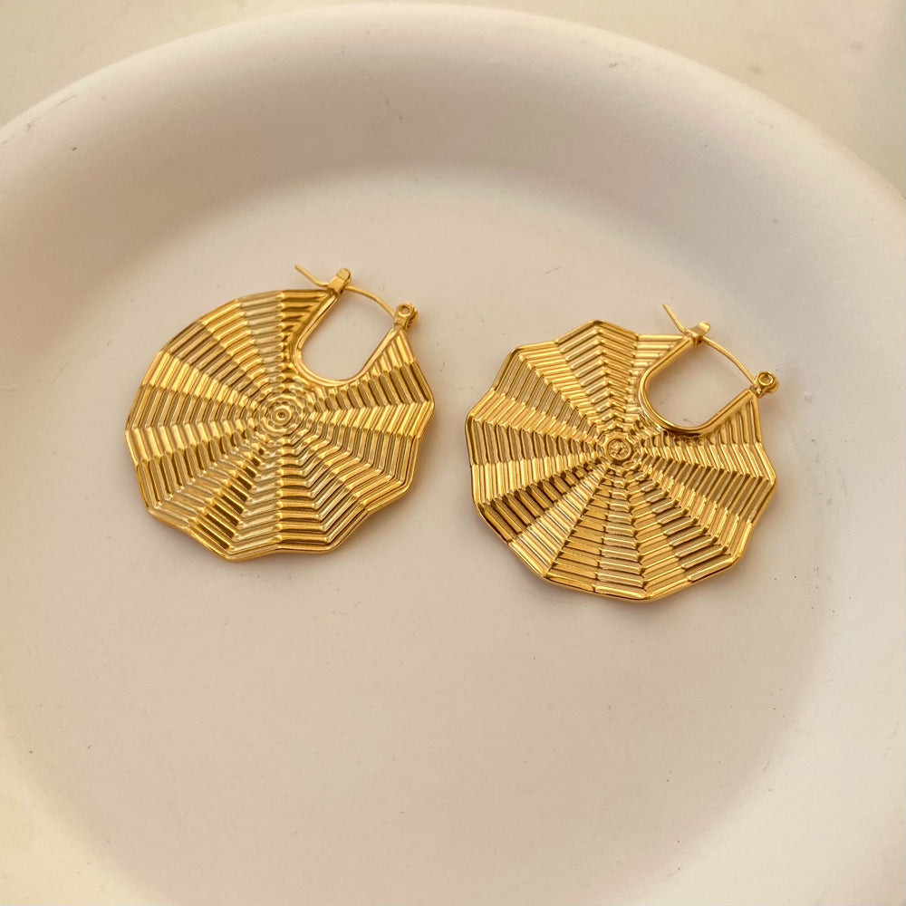 18K Fan-shaped Ruffle Lace Earrings