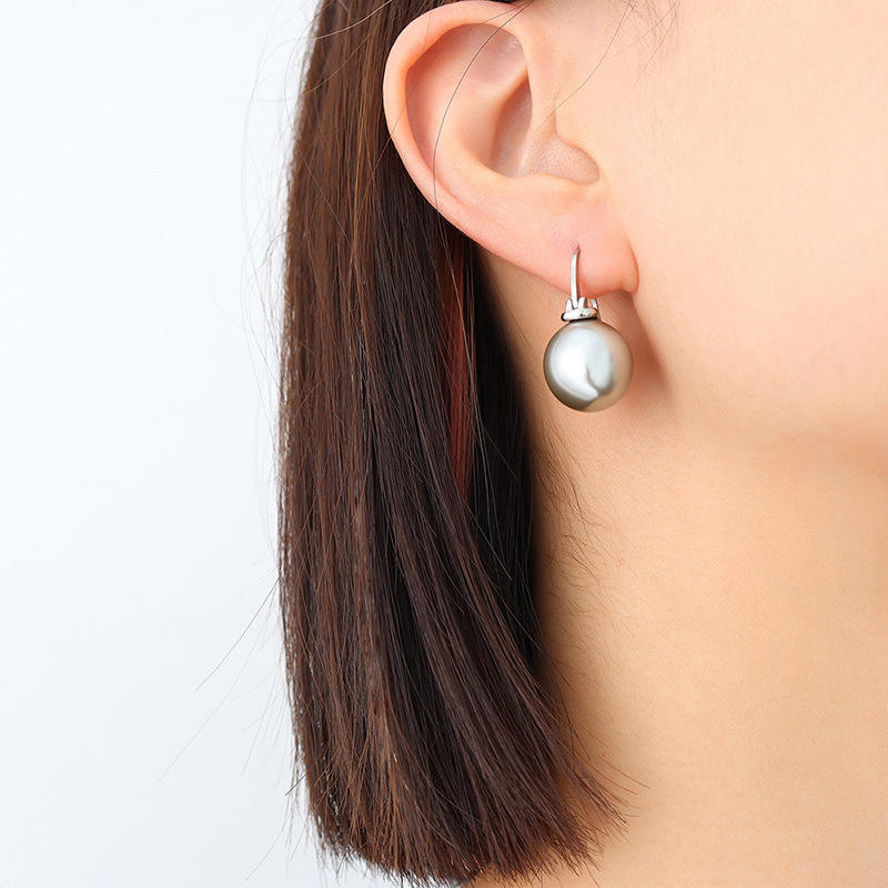 18K Hawaiian Pearl Drop Earrings