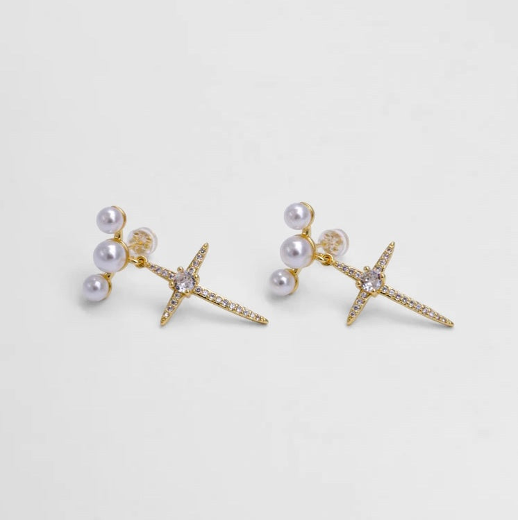 14K Gold Filled Celestial North Star Pearl Stud Earrings